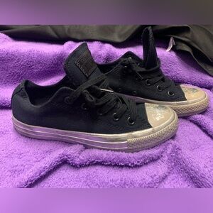 Converse Black & Metallic, Men’s size 4, like new, Preloved
